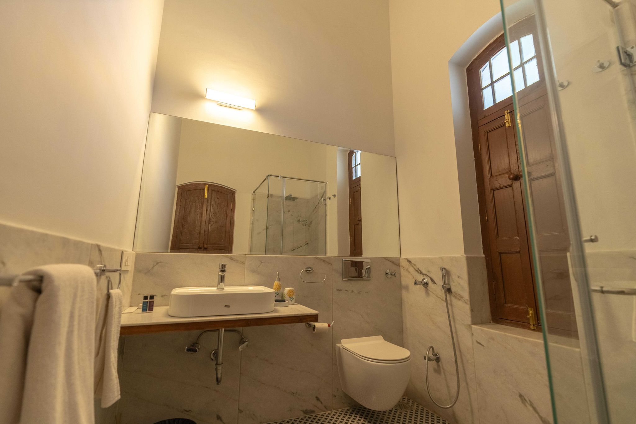 DanCenter by CheckIn House of Jasol Jaipur Heritage Classic - Twin bed Room with Balcony 7