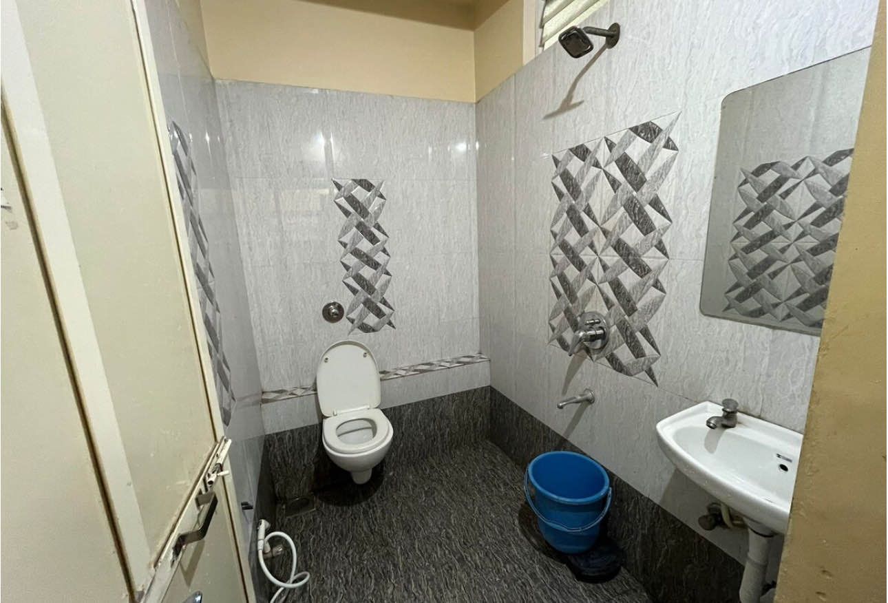 Hotel Adarsh Deluxe AC Room 3