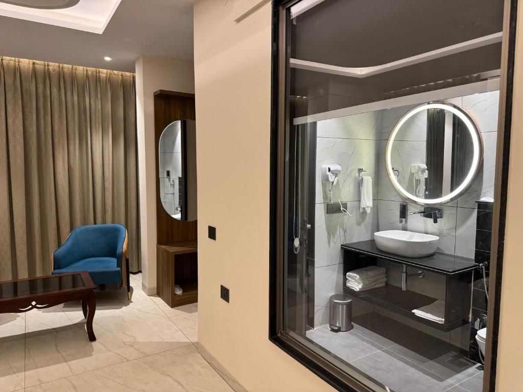 Superior Room with Balcony