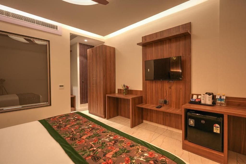 RC Dream Palace Deluxe Room 12