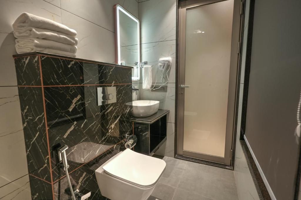 Superior Room with Balcony