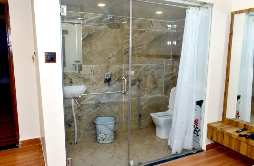 Hotel Geet Palace Inn DELUXE 5