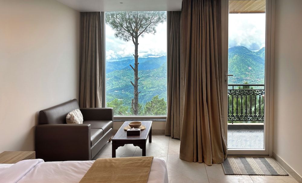Luxury Suite, Mountain View