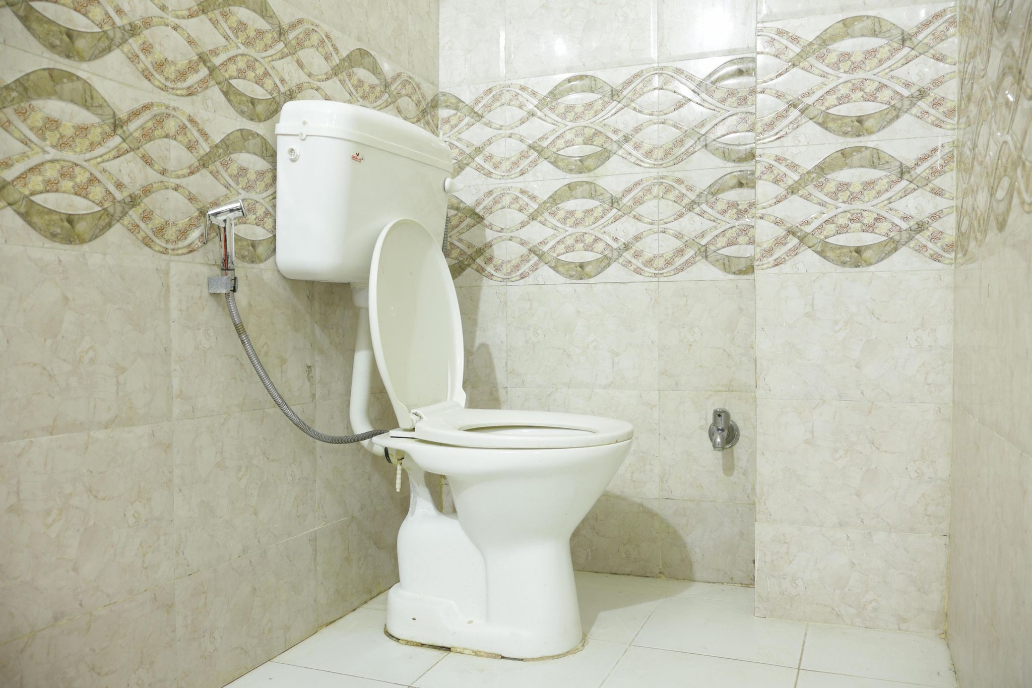 TRPOTELS SUMANGAL Deluxe Room 6