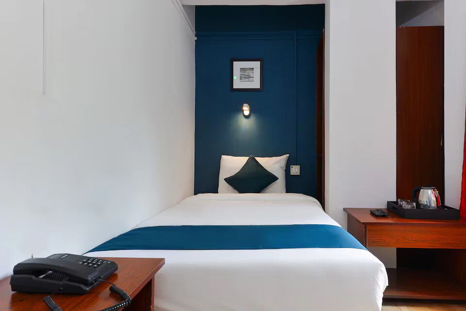 Hotel Munnar Central Deluxe Room 2