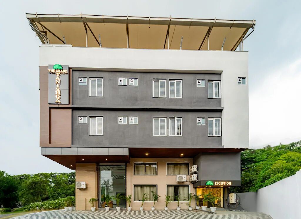 The Grand Tanishqa By Basotel