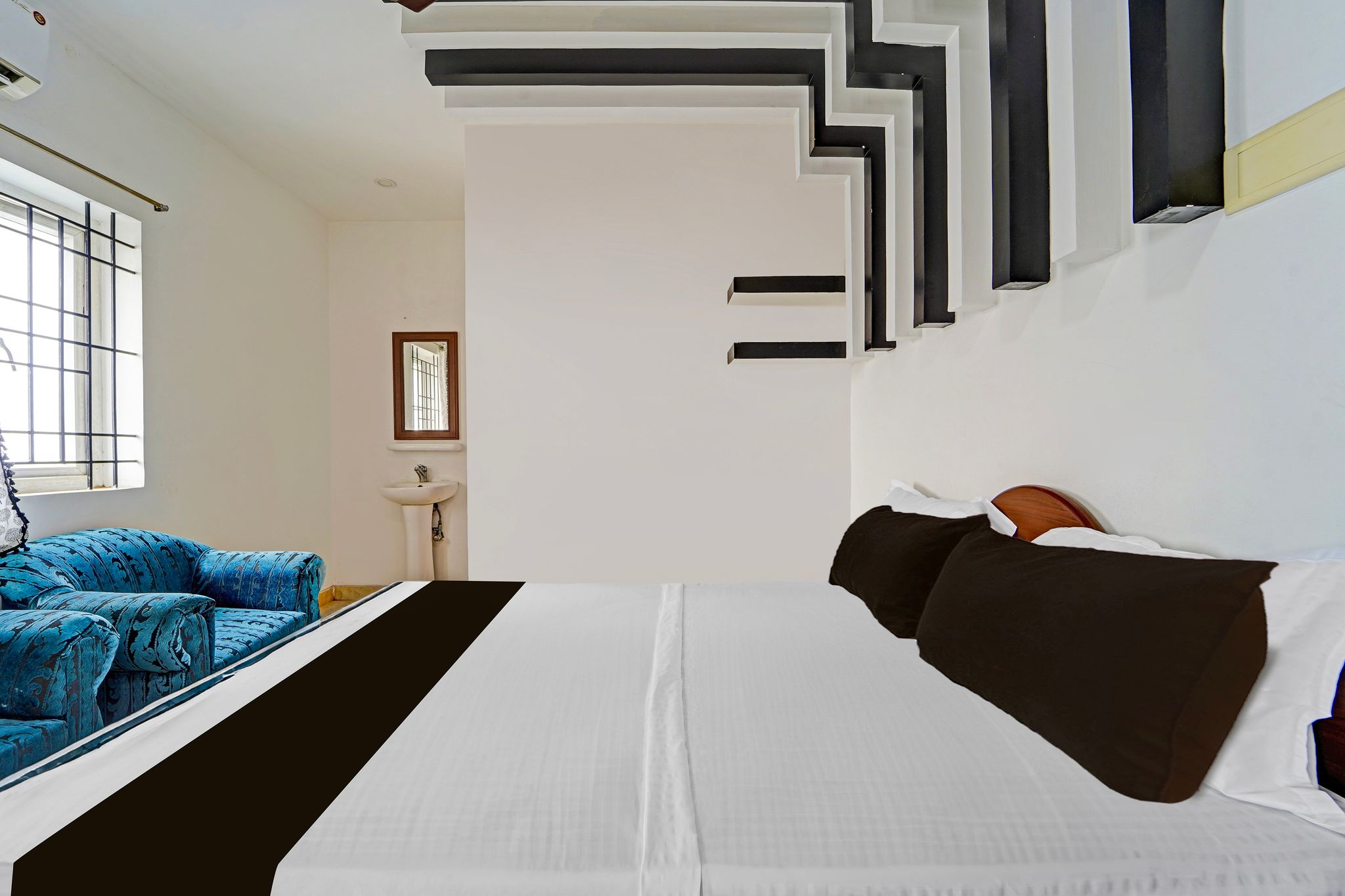 Super Hotel O Dindugal Bus Terminal Formerly GK Building CLASSIC 8