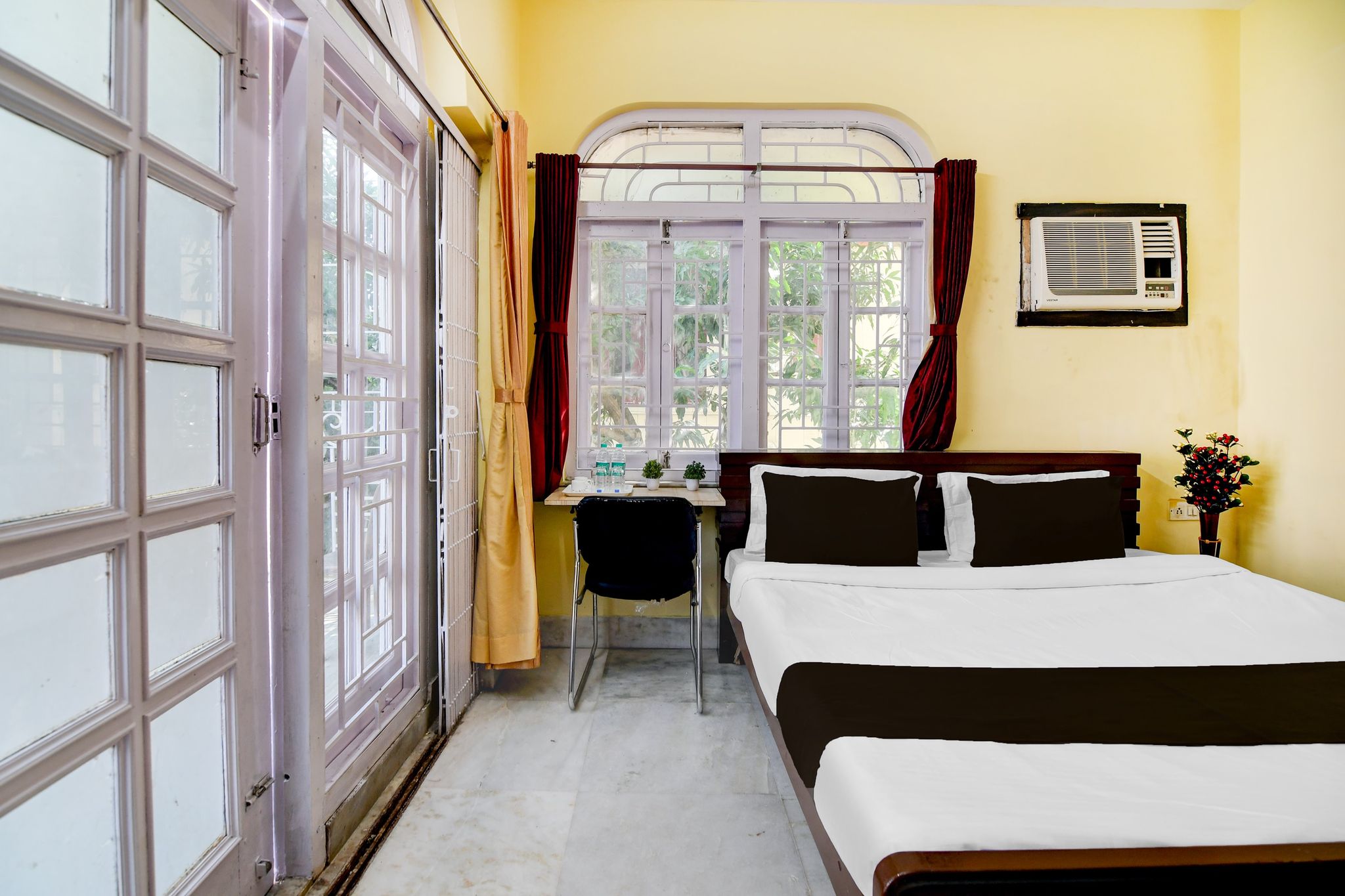 Super Collection O Jyotirindra Nandi Metro Station Kolkata Formerly Hotel Manurama CLASSIC 9