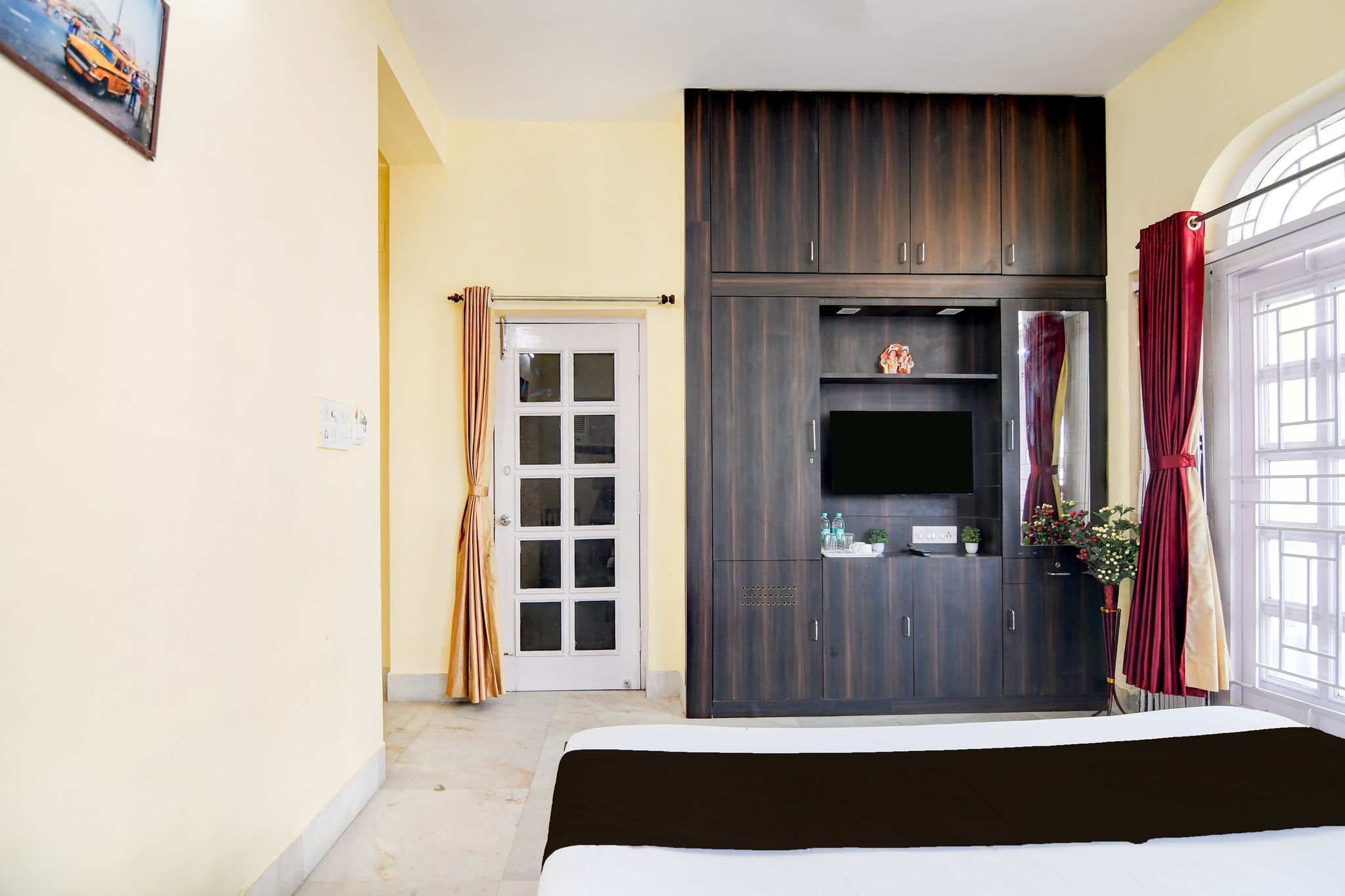 Super Collection O Jyotirindra Nandi Metro Station Kolkata Formerly Hotel Manurama CLASSIC 14