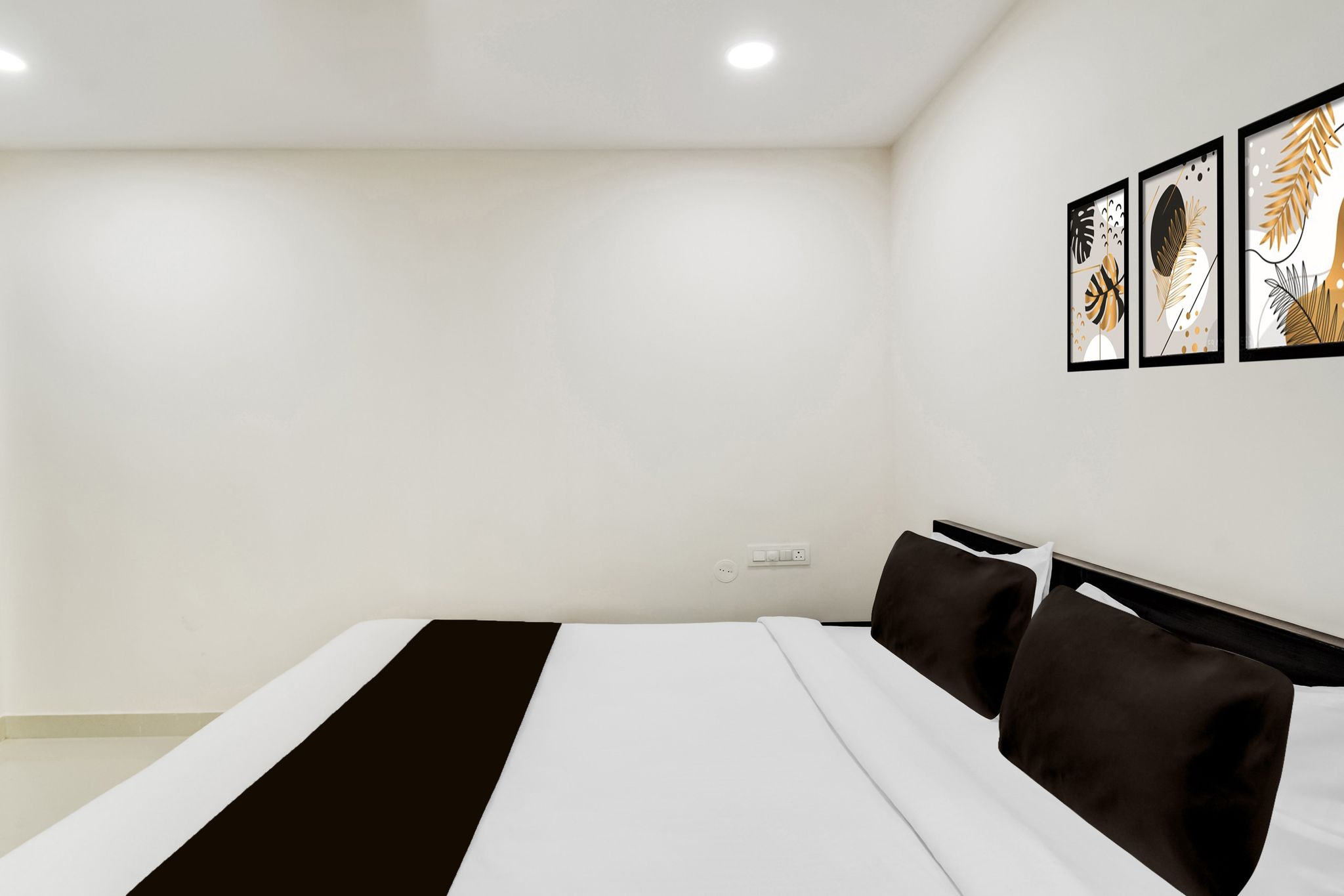 Super Townhouse Golden Temple Manikonda CLASSIC 12