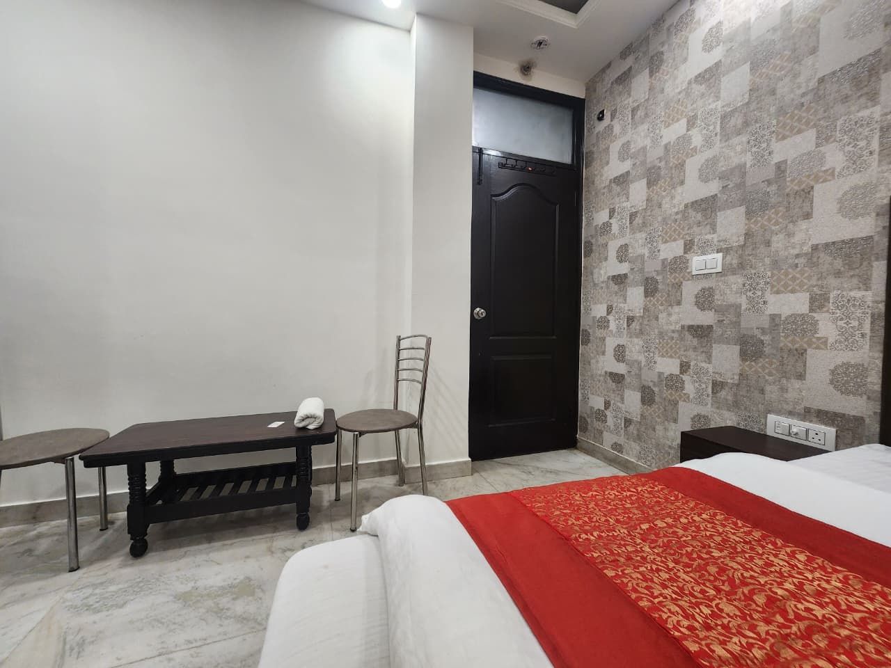 Single Standard Room