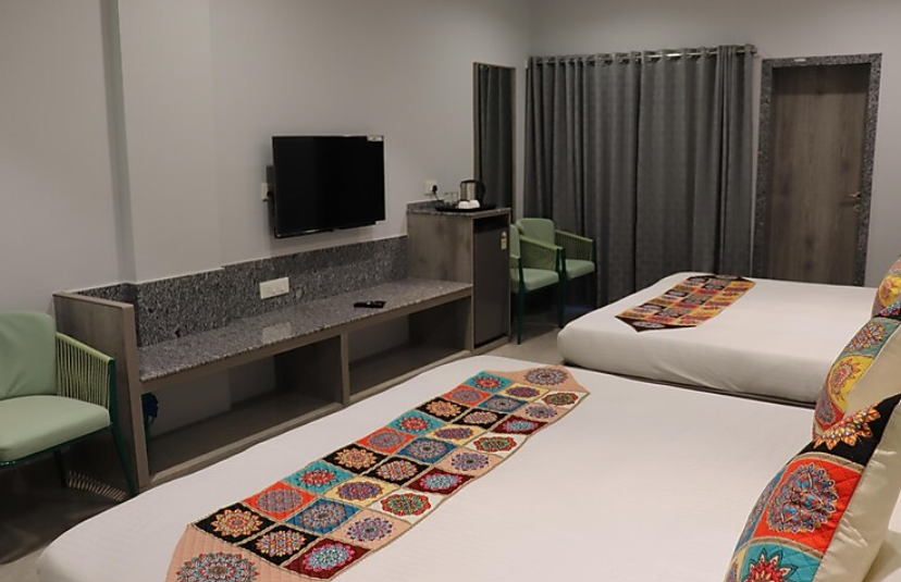 The Byke Boutique - Amra Oasis Family Suite