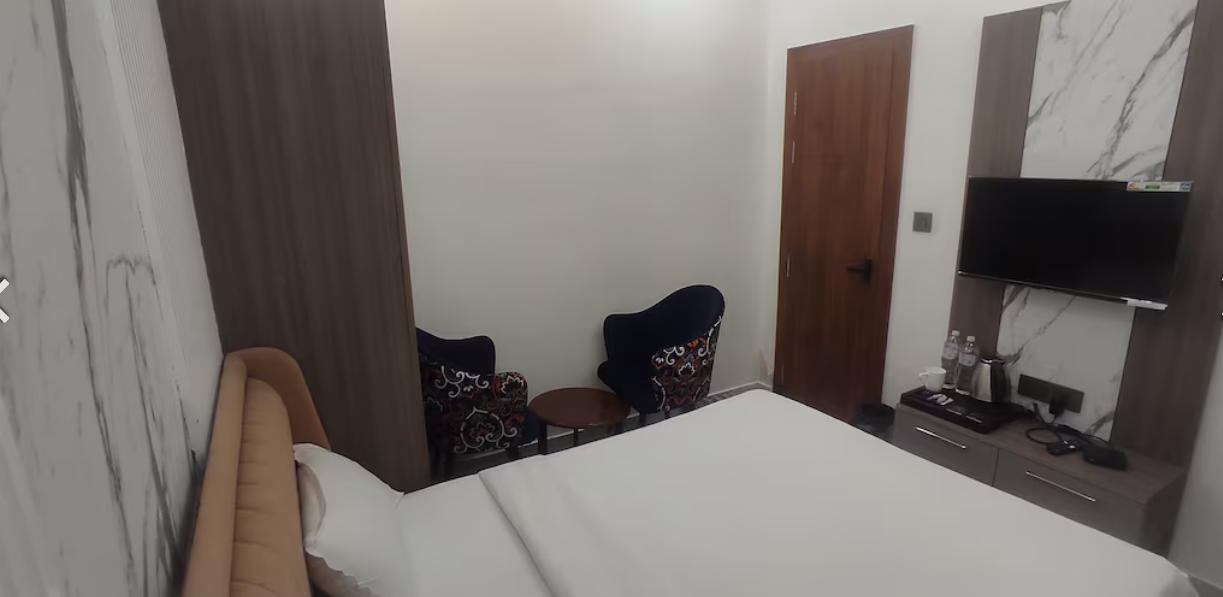 Kaspar Suites Economy Room