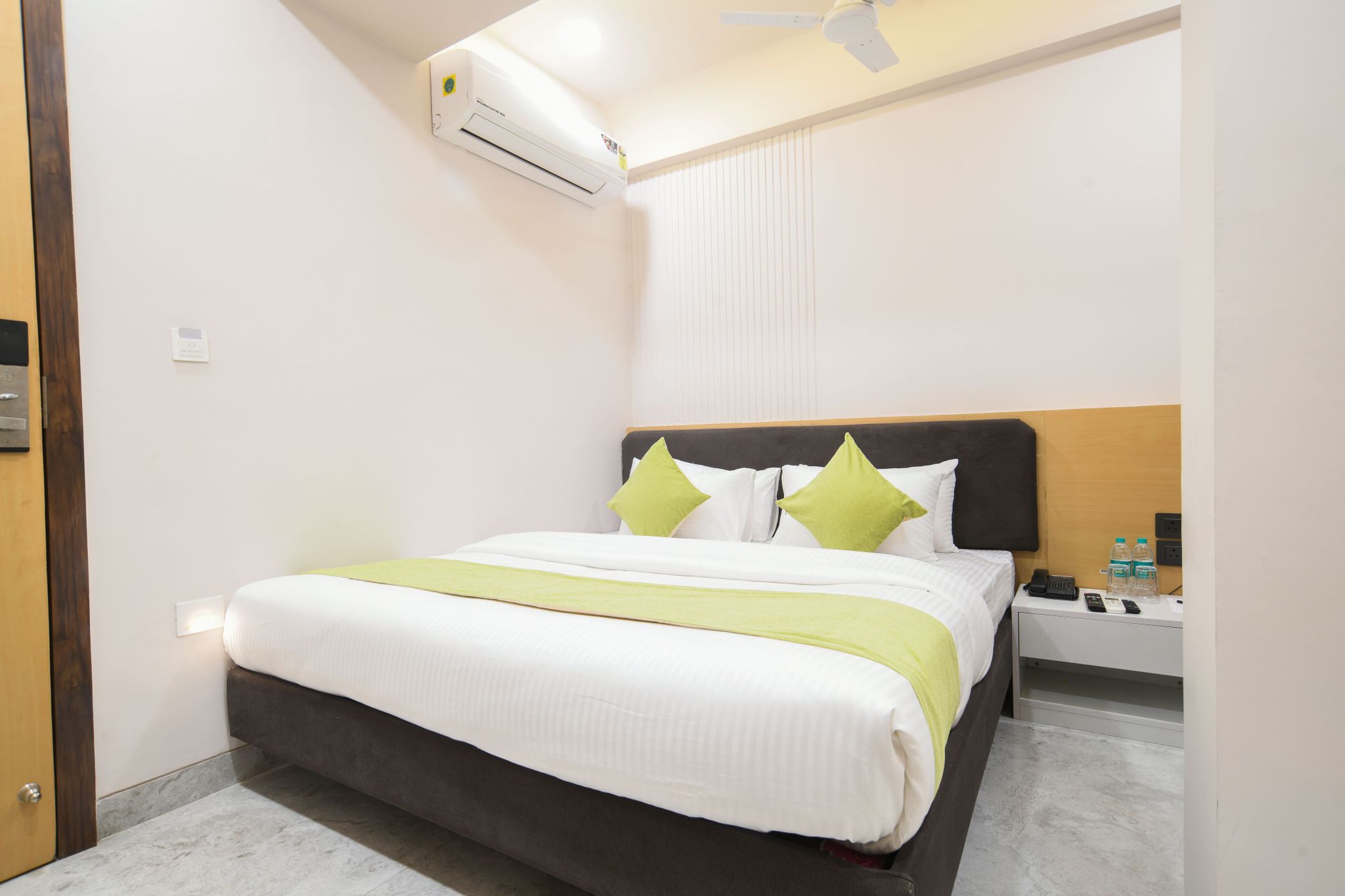 The Byke Express - Near Gopur Square Deluxe Room 9