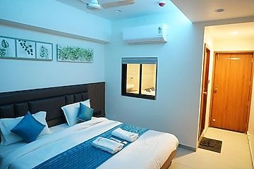 Suite Rooms with Jacuzzi