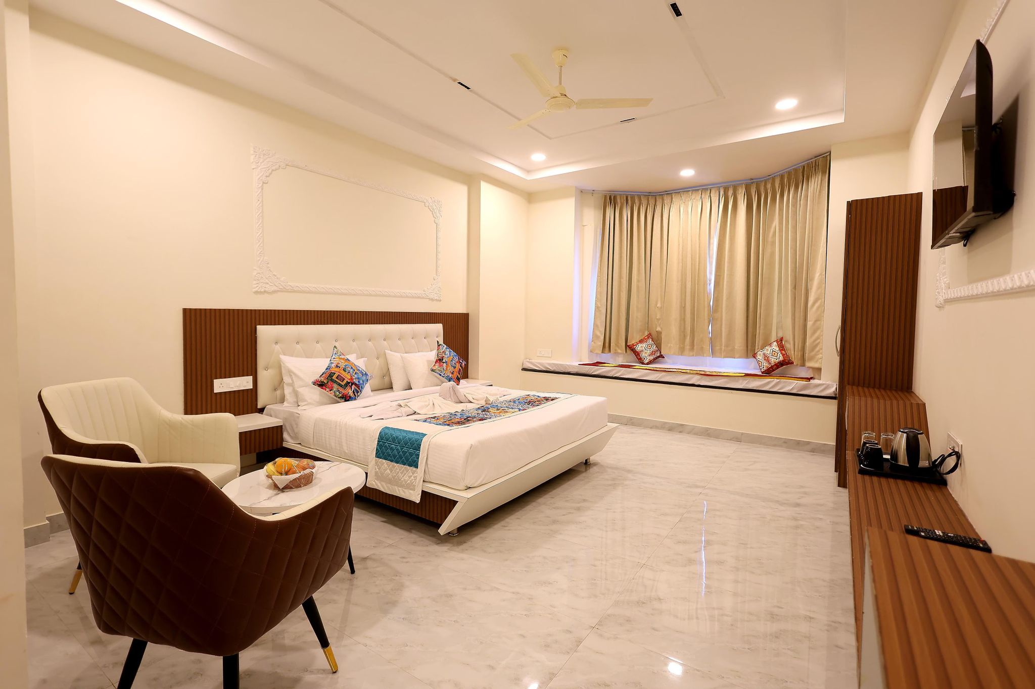 Luxury Room With Mountain View