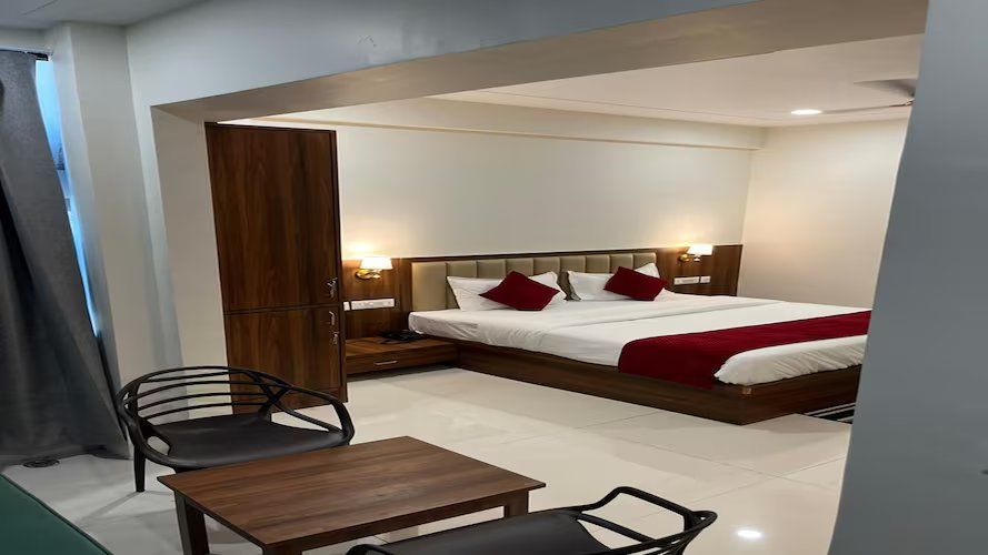 Krishna Anandam Standard Room 2