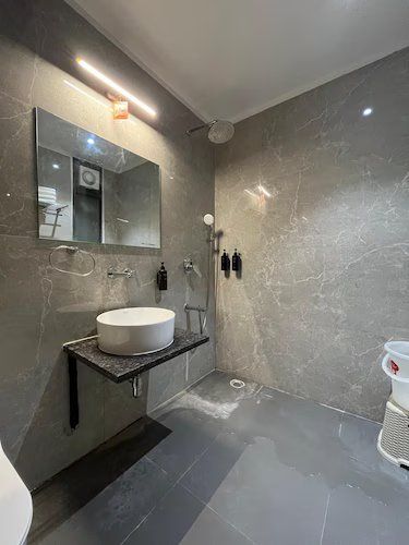 Krishna Anandam Standard Room 4