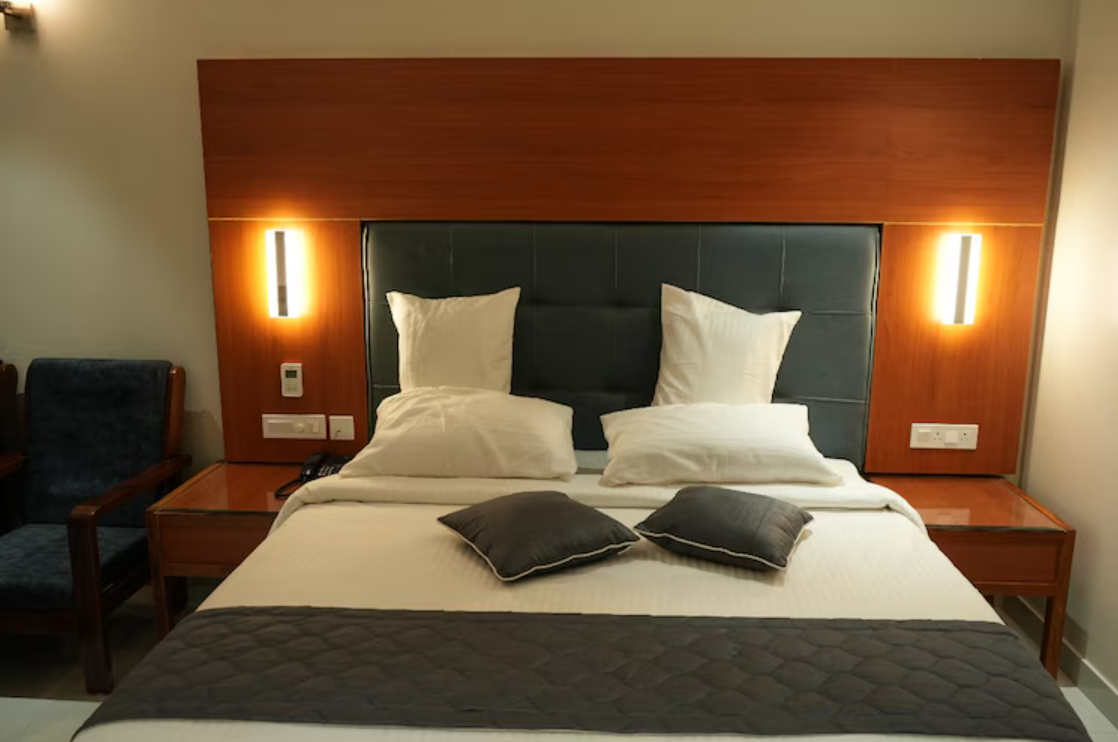 HOTEL KRITHICK GRAND Standard Room 5