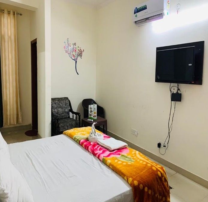 Hotel Kohinoor Deluxe Room 5