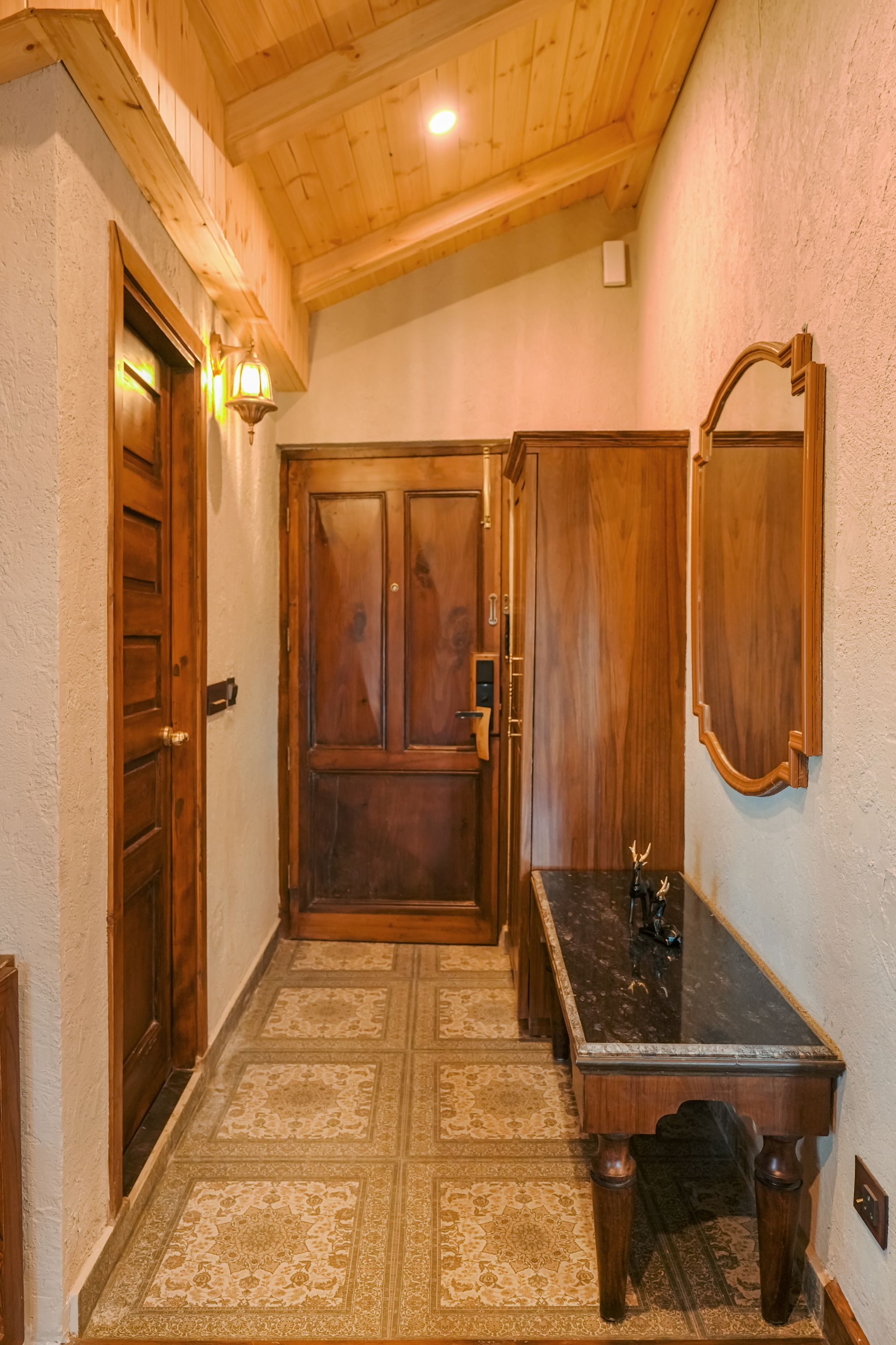 BluSalzz Terrah Hills Resort, Dalhousie - Small Luxury Hotels of the World Classic Room 9