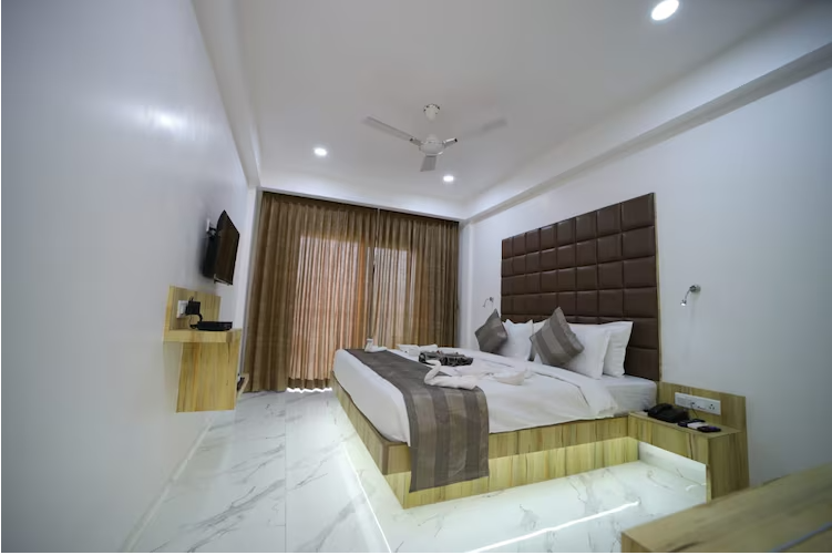 River View Executive Room (Dam Facing Balcony)