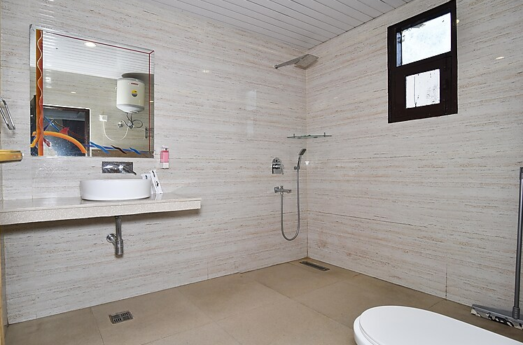 Super Deluxe Room (Hills View With Balcony)