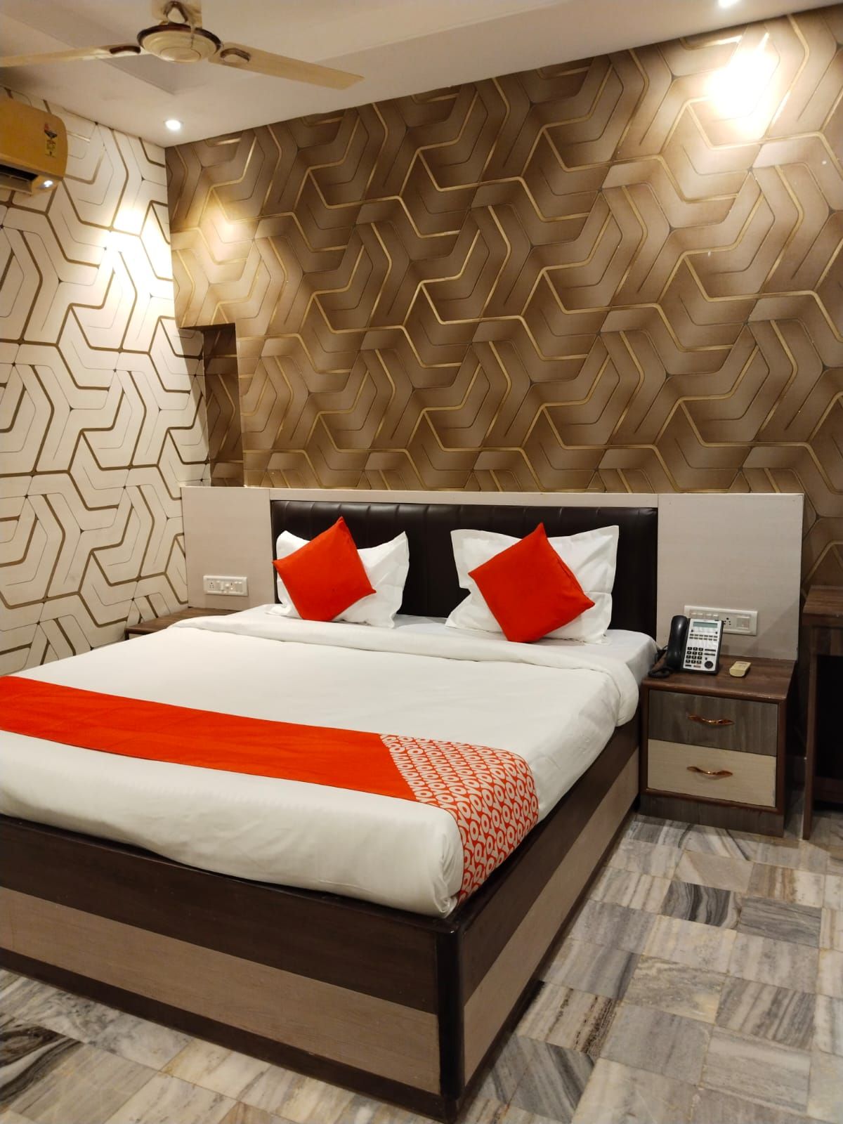 Hotel Shree Mangal Kamna Deluxe Room 5