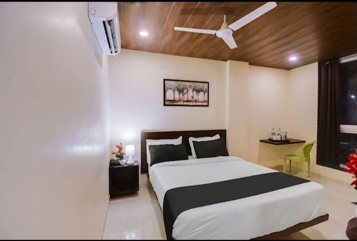 Hotel Shayla Inn Deluxe Room