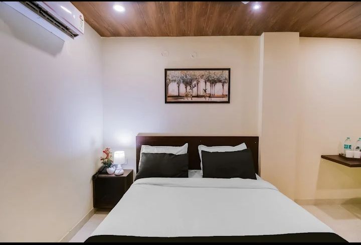 Hotel Shayla Inn Deluxe Room 4