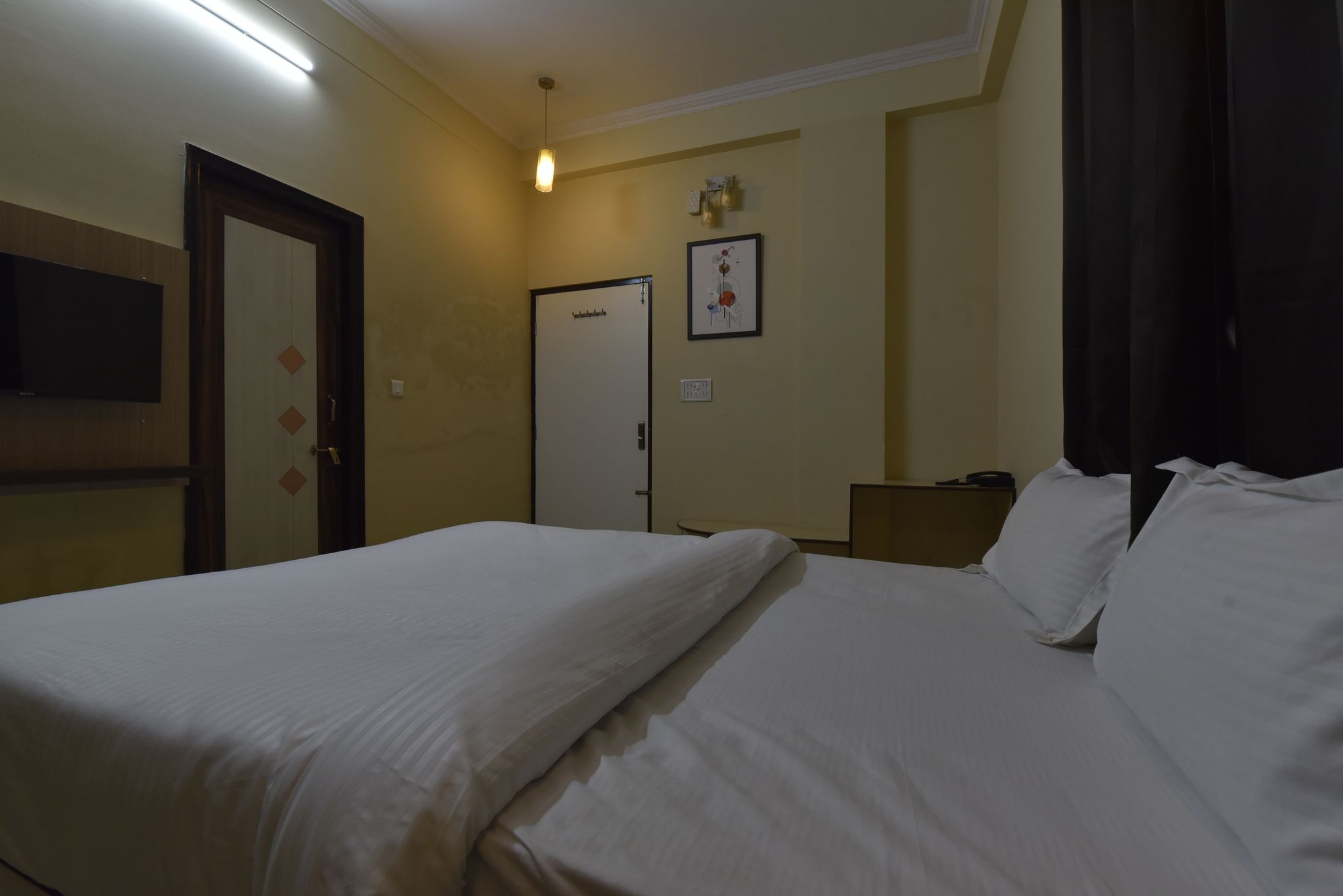 Hotel Shiv Kalpana Deluxe Room