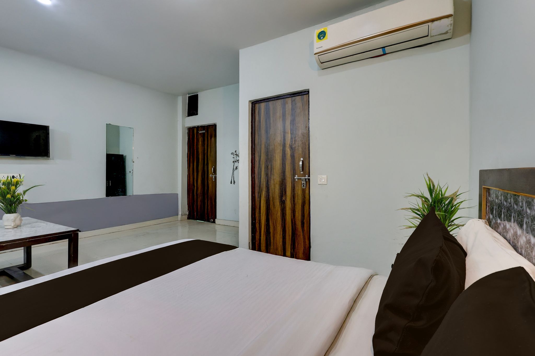 Super Hotel O Dadri Main Road Greater Noida CLASSIC 4