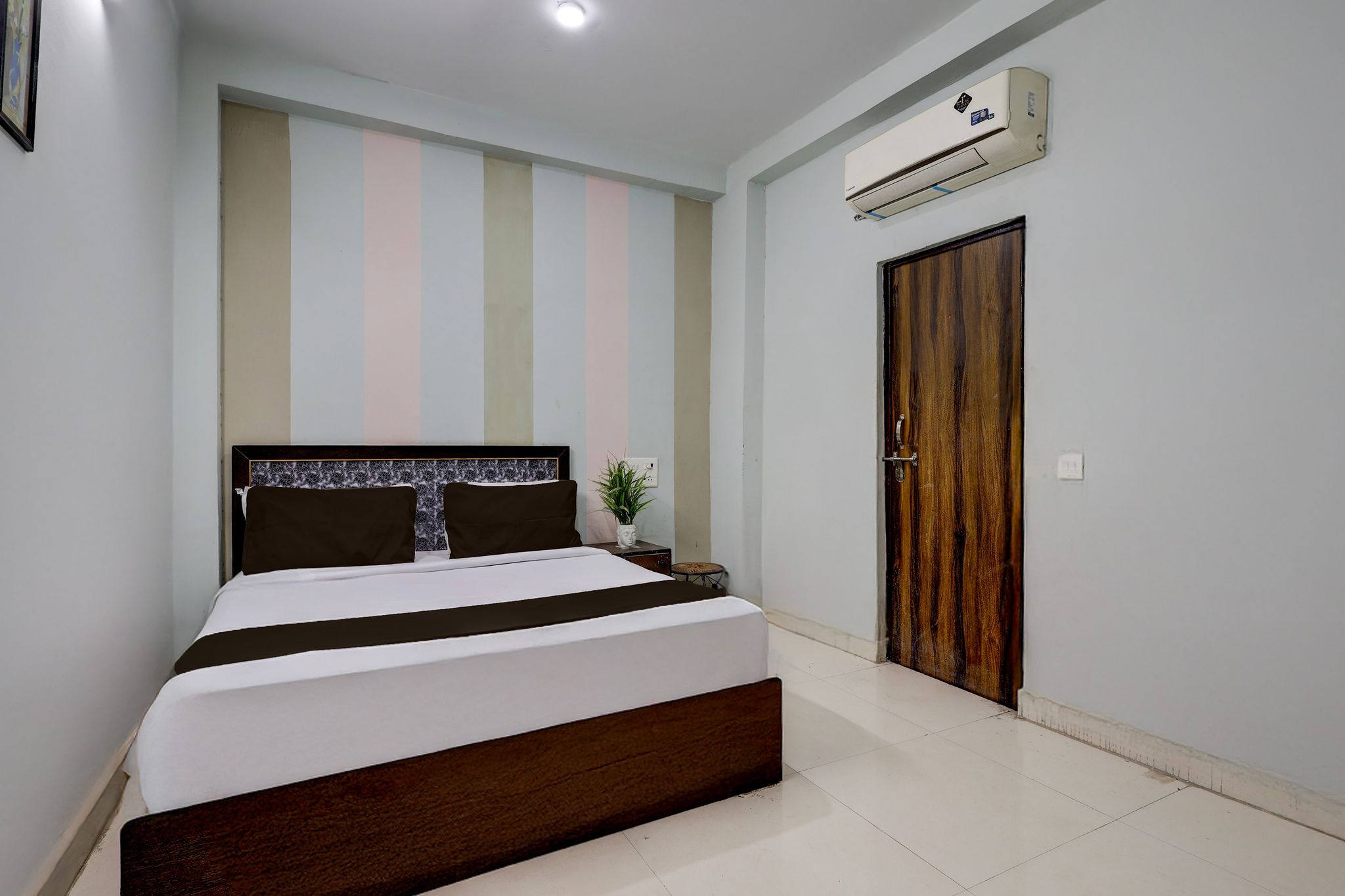 Super Hotel O Dadri Main Road Greater Noida CLASSIC