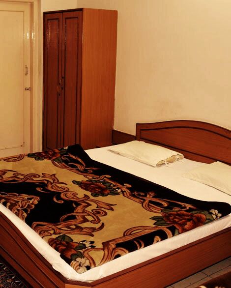 Deluxe AC Room