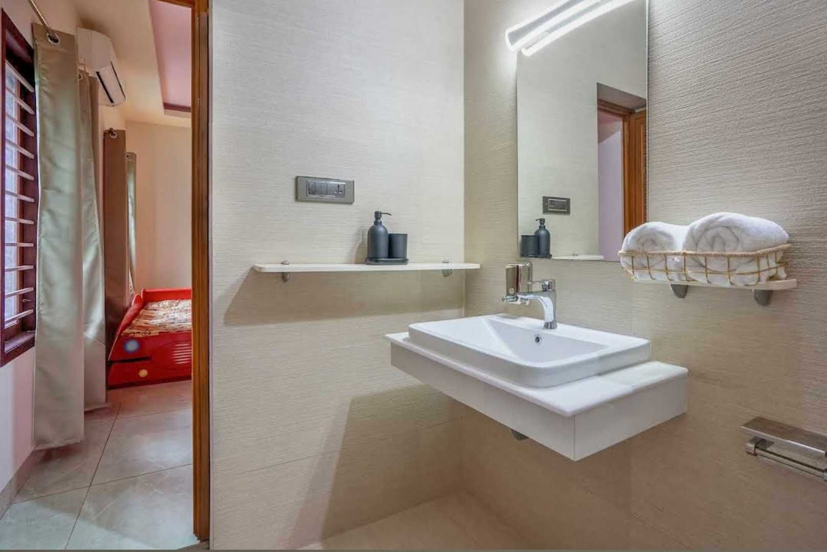 Collection O Trivandrum Airport CLASSIC 5