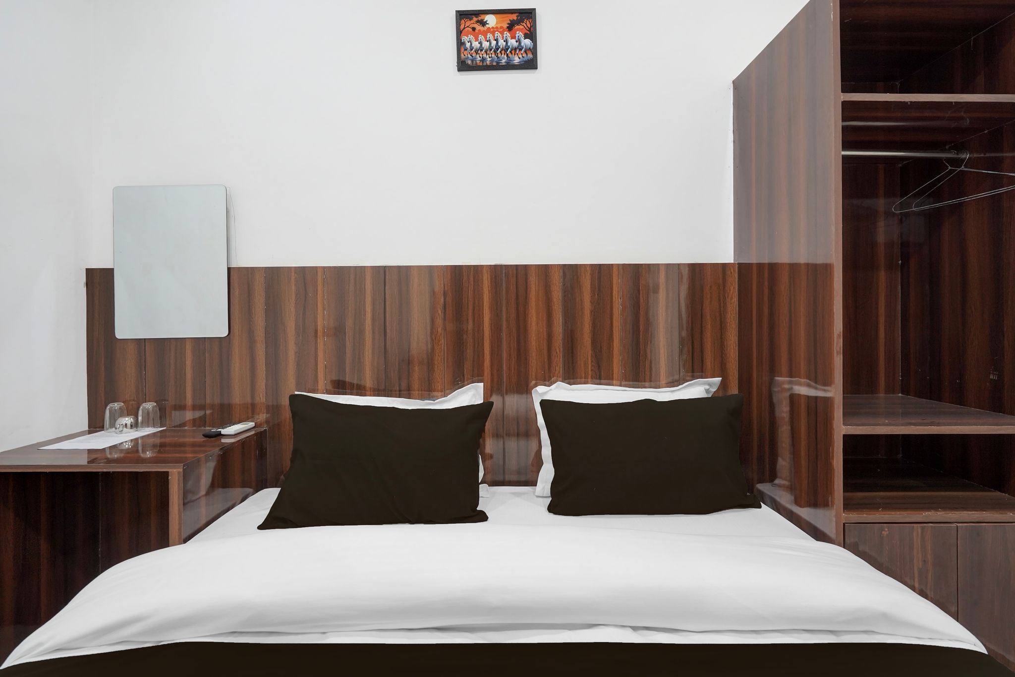 Super Collection O Banaras Railway Junction Formerly Varanasi Suites CLASSIC 5