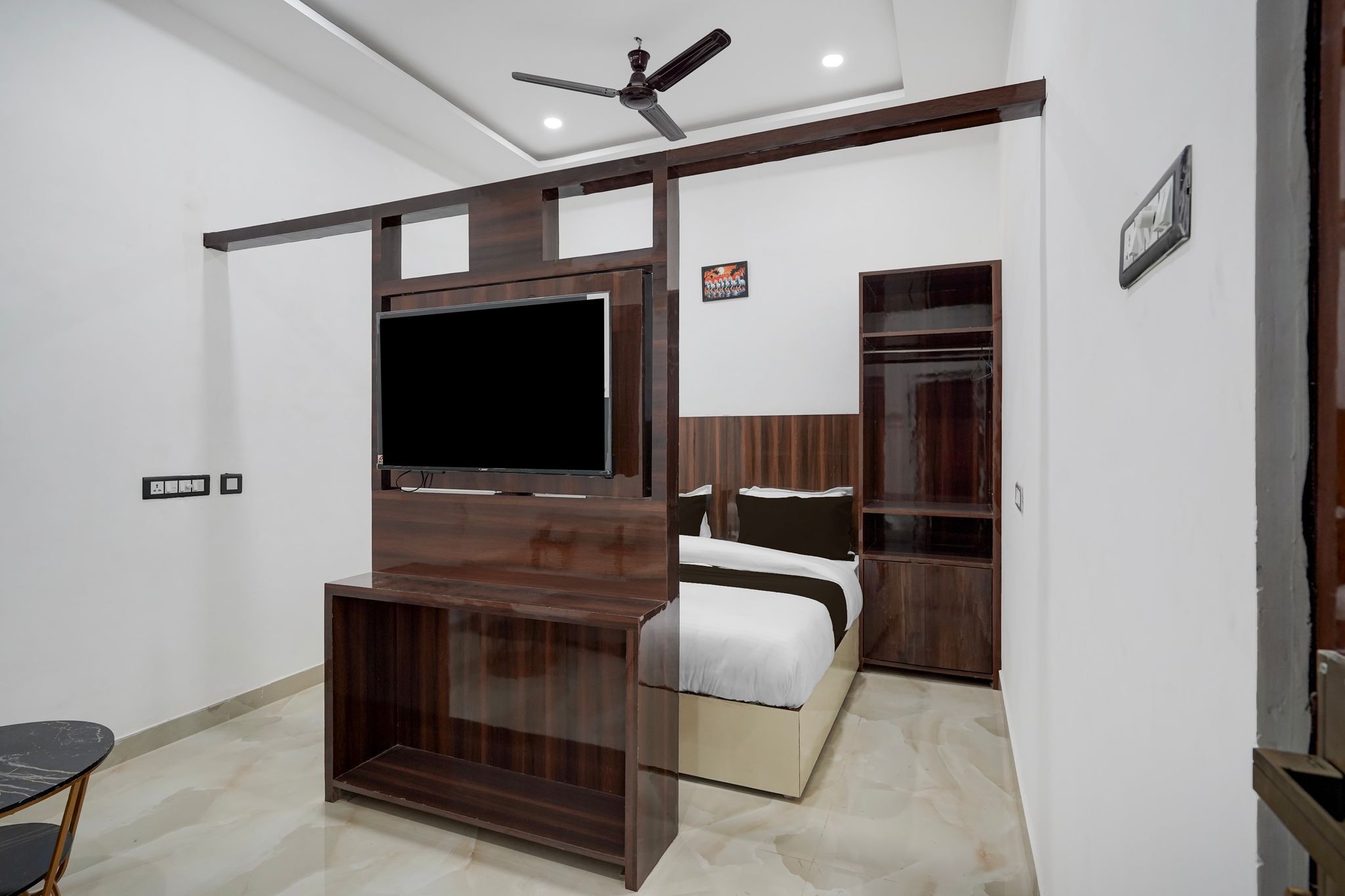 Super Collection O Banaras Railway Junction Formerly Varanasi Suites CLASSIC 13