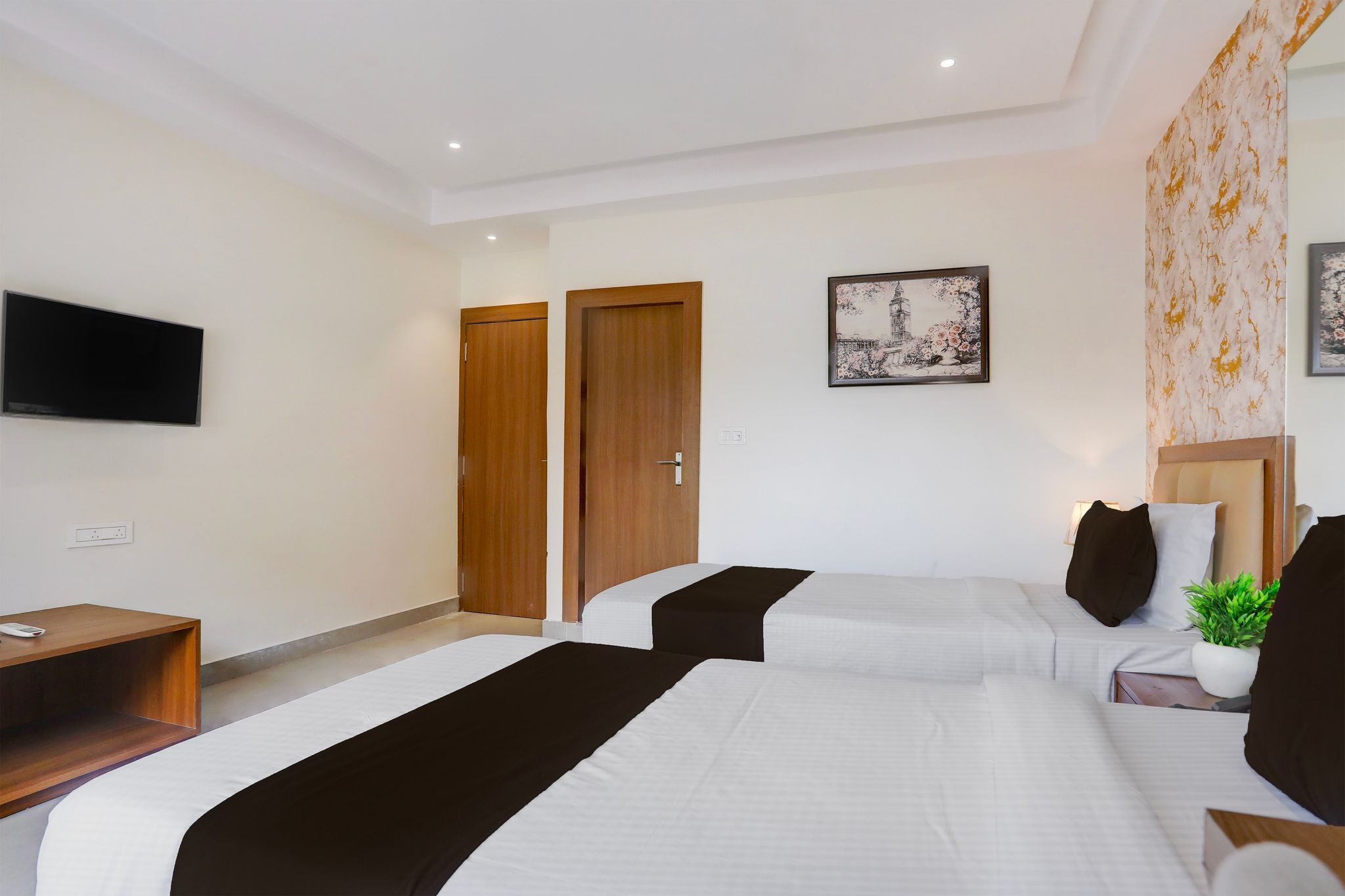 Super Townhouse Oak Sevoke Road Siliguri CLASSIC 13