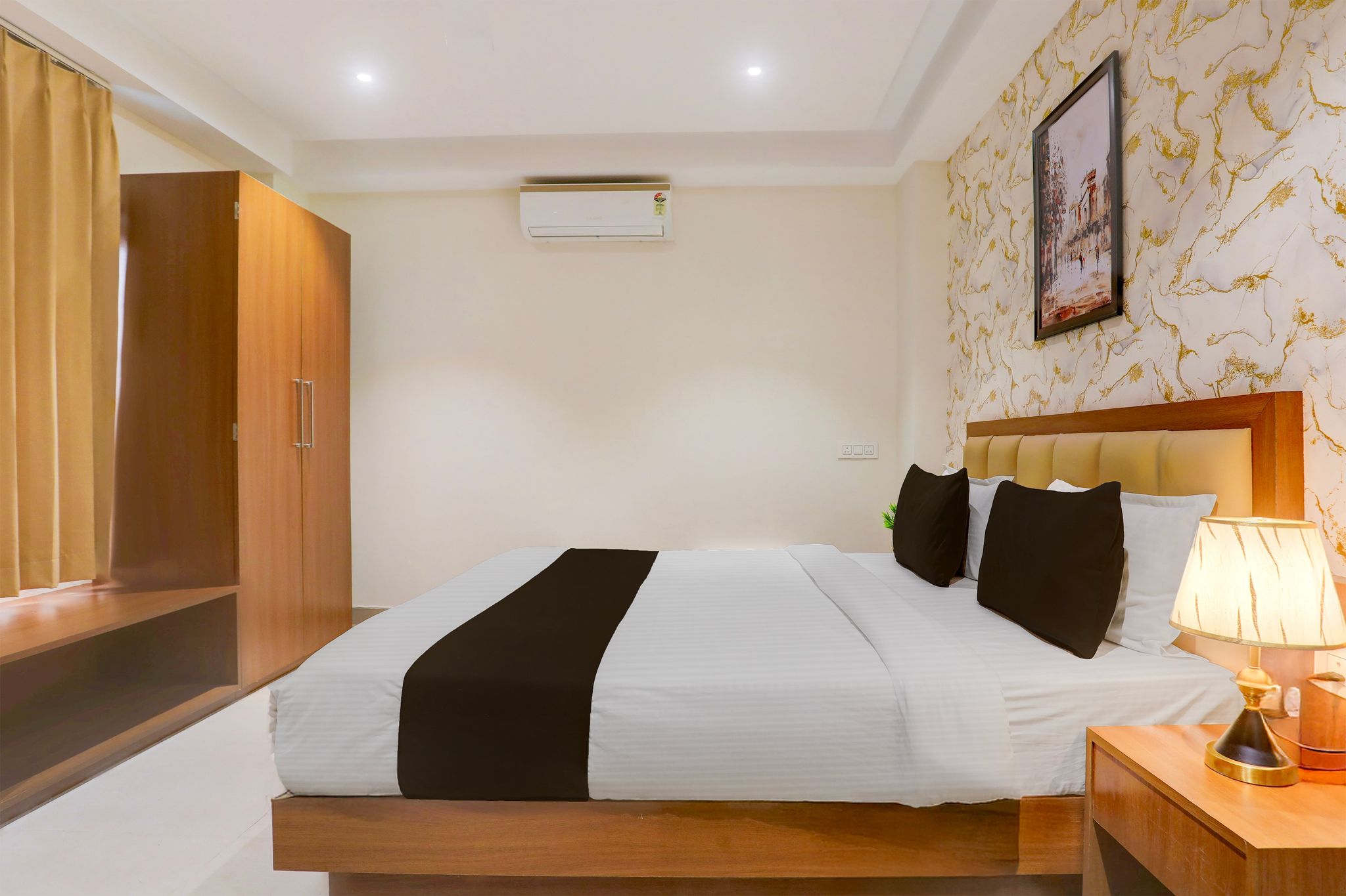 Super Townhouse Oak Sevoke Road Siliguri CLASSIC 7