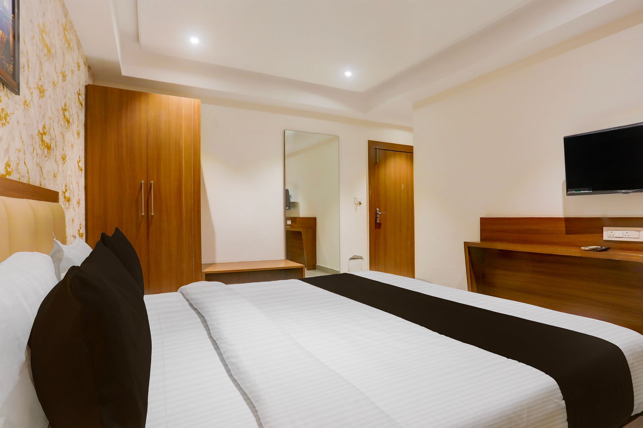 Super Townhouse Oak Sevoke Road Siliguri CLASSIC 5