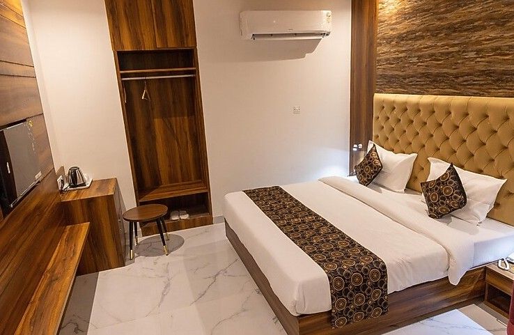 Premium Room