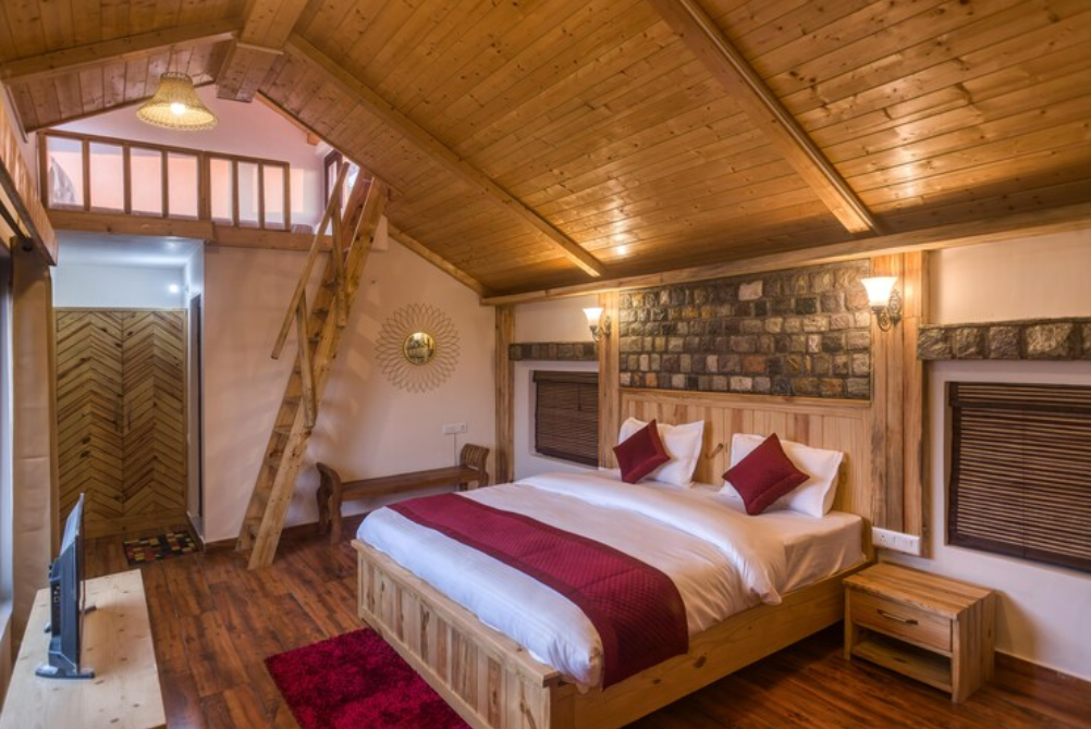 Luxury Loft Room