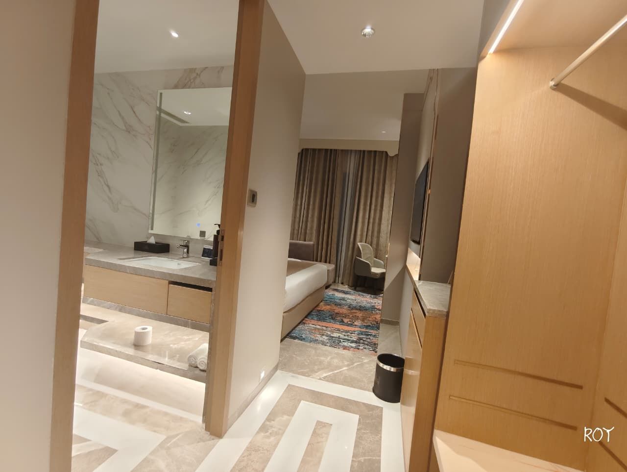 Grand Continent - A Luxury Collection, Udaipur Superior King Room 5