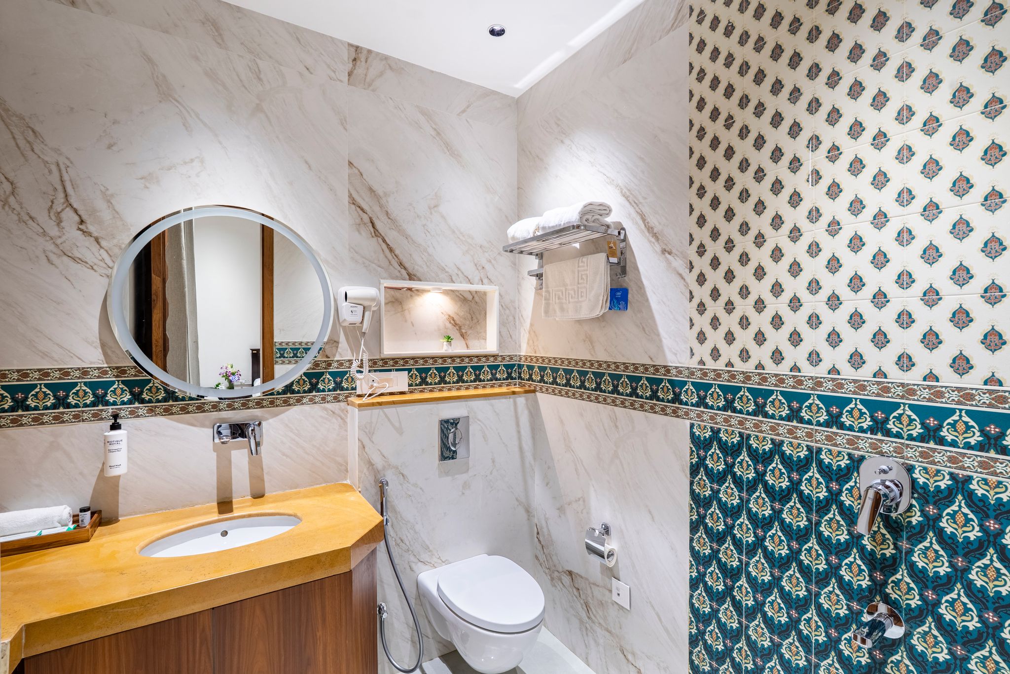 Imperial Room with Jharokha