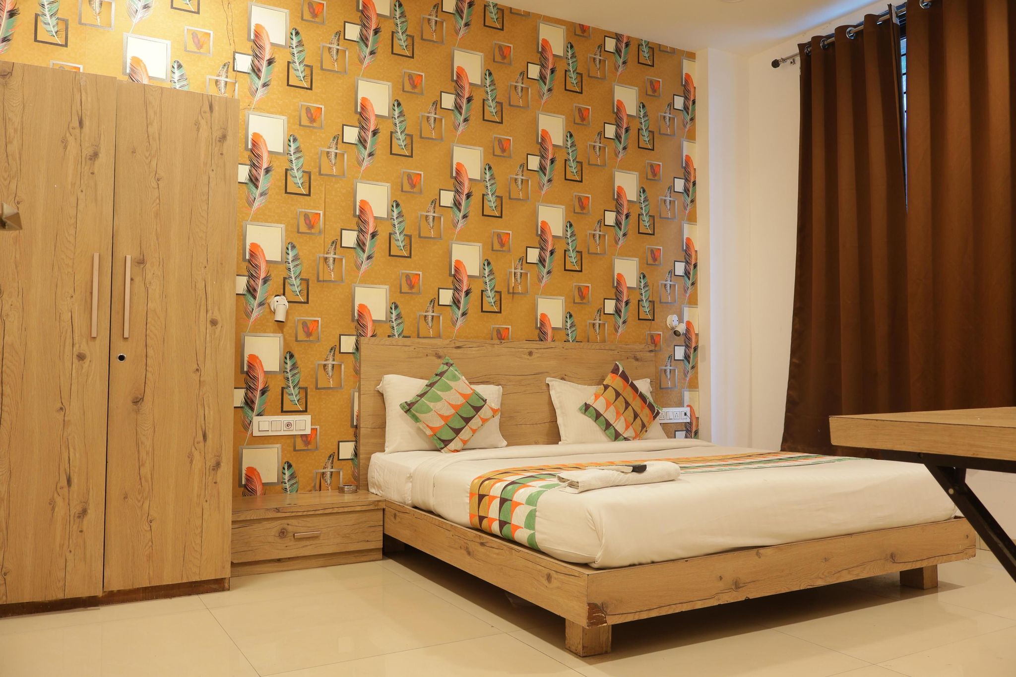 HRG Destiny Hotel Sch 54 DELUXE ROOM