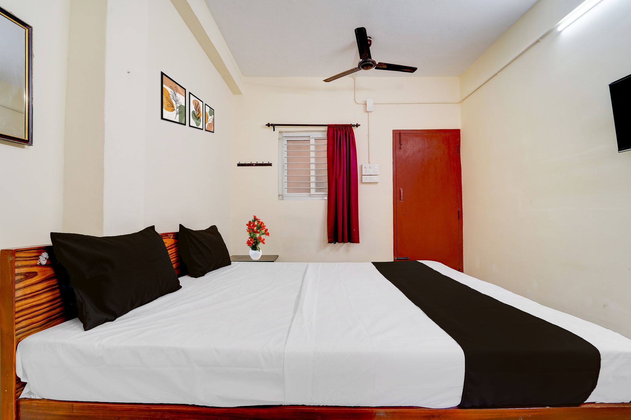 Super Collection O Avarampalayam Bus Stop Formerly Krish Castle CLASSIC 12