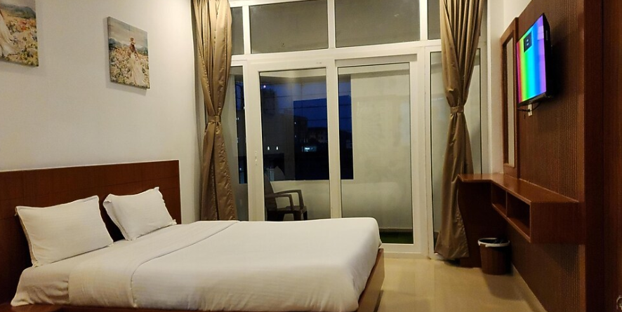 Superior Room with Balcony