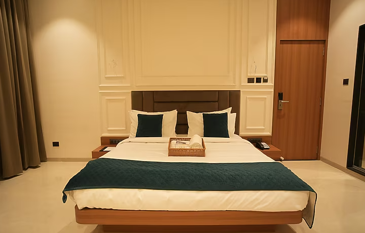 Premier Executive Room