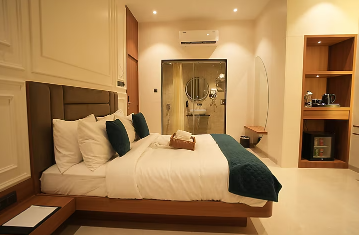 Premier Executive Room