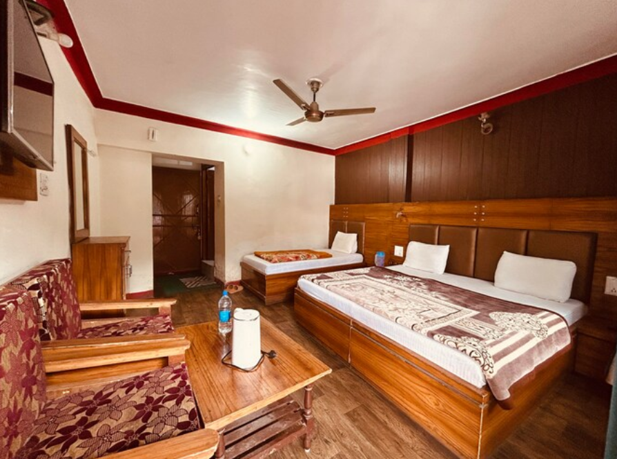 Deluxe Three Bed